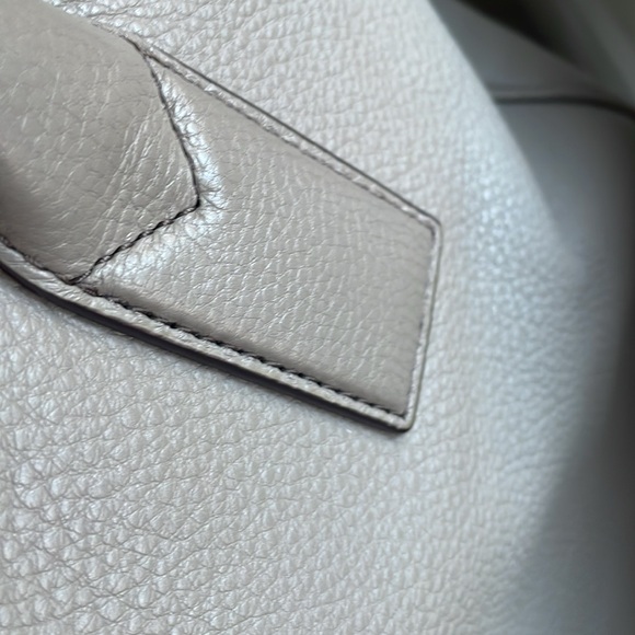 Marc Jacobs Empire City Leather Convertible Tote - Picture 14 of 16